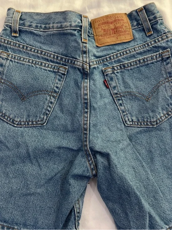 Levi's Light Blue Vintage 90’s Denim Jean Shorts - Picture 3 of 6